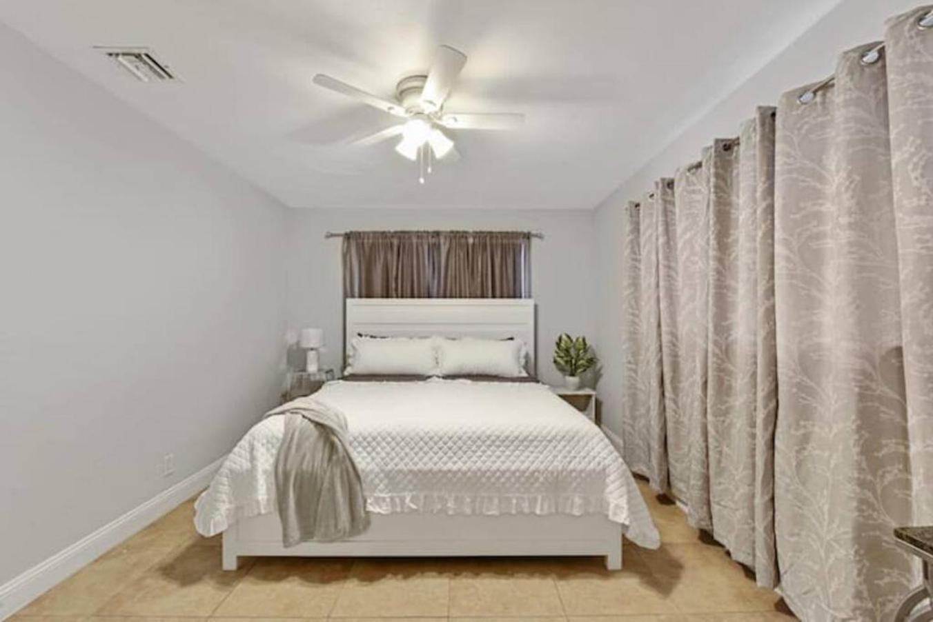 Casa Punta Plata Pmi Unit 2904 Villa Hollywood Exterior photo